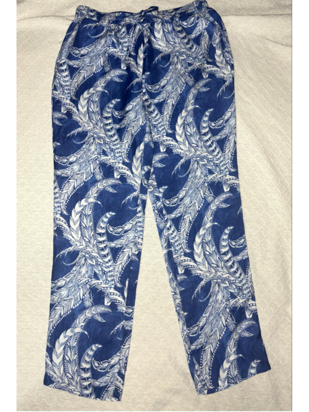 NWT J.McLaughlin Luxe Silk Blend Blue White Fern Leaf Drawstring Pants Size M - Picture 8 of 9